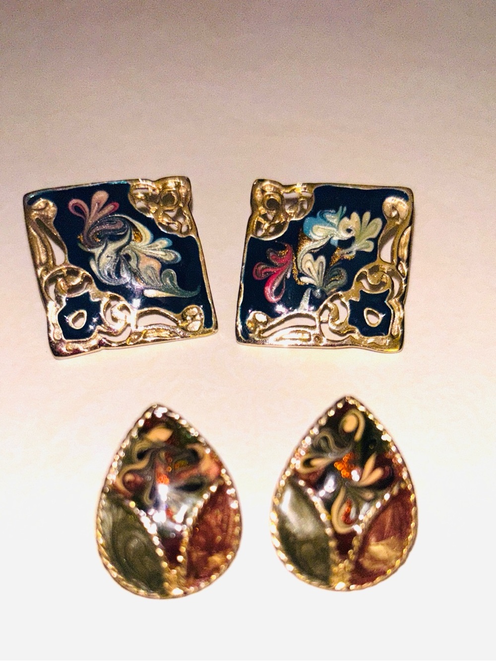 2 Pairs Vintage Enamel Swirl Earrings Pierced Post Signed “Made in USA”